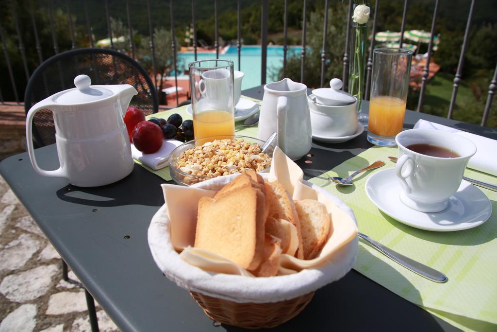 Relais Guado Al Sole Hotel Pomarance Eksteriør billede